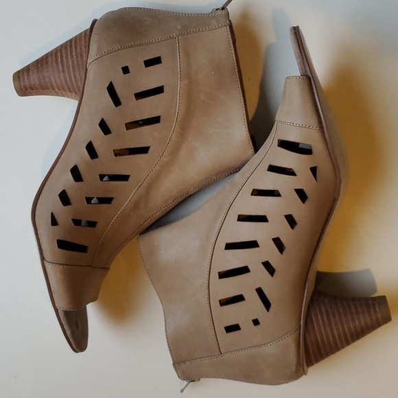 Nine West leather peep toe cutout booties - Picture 1 of 6